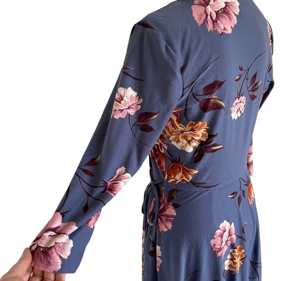 IZ BYER Sz M Blue Dress with Pink Floral Fit & Flare Faux Wrap Dress - Picture 10 of 13